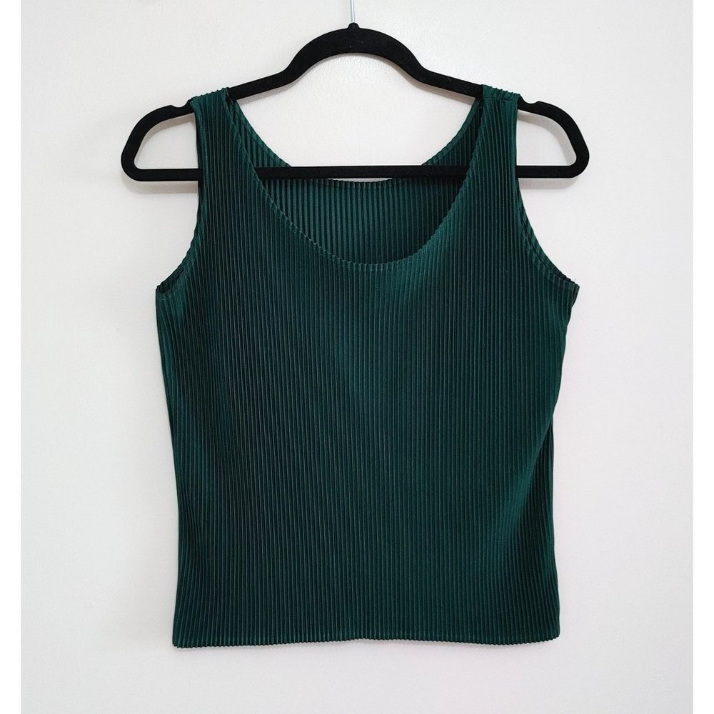 Vintage Younique Tank Top Women's Size Medium  Green Ribbed Polyester